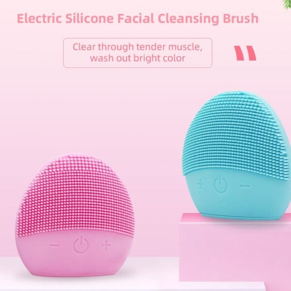 rechargeable silicone brush (bult in battery)